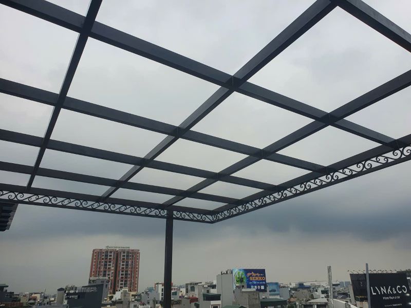 mái kính sắt nghệ thuật